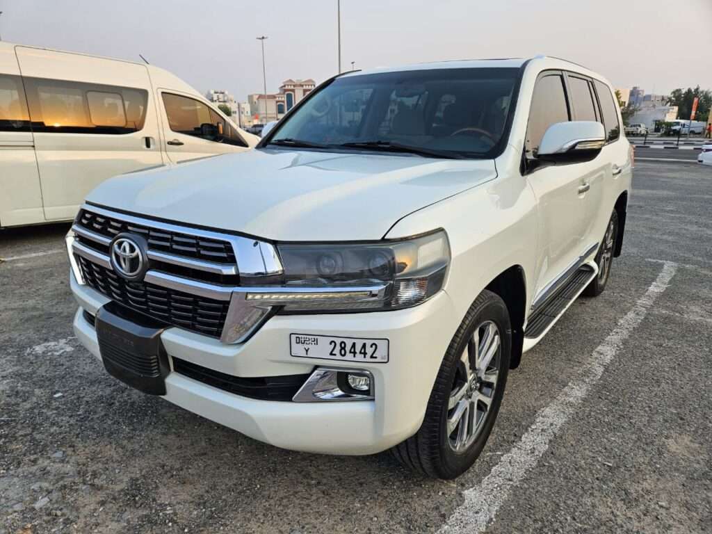 land cruiser for a day to drive a off road